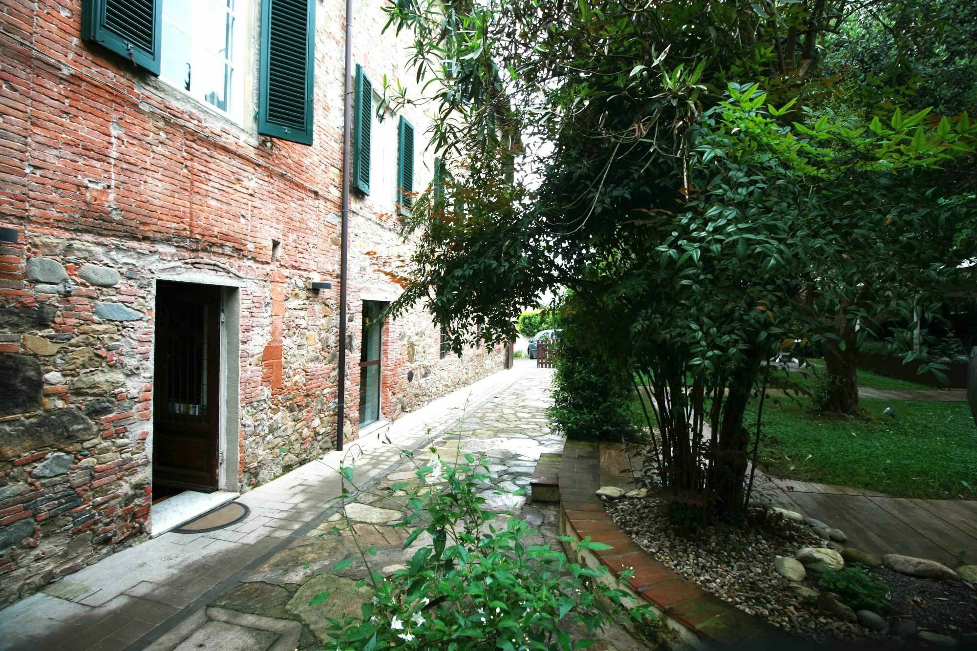 Locanda Del Pesce Briaco, B&B Lucca Eksteriør bilde